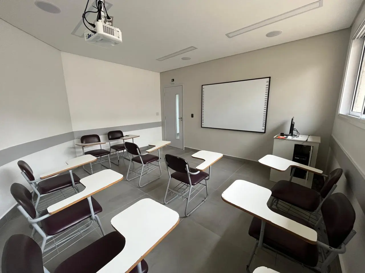 sala_de_aula_taubate